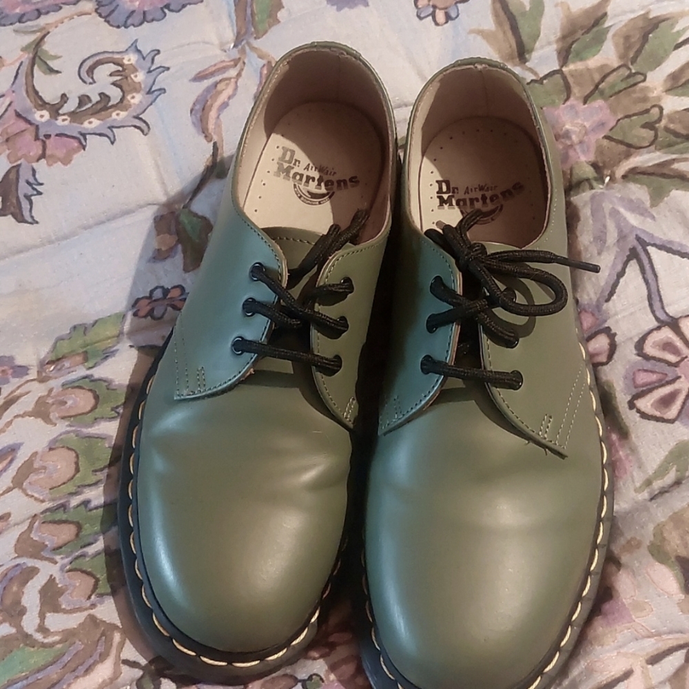 Dr.Martens shoes